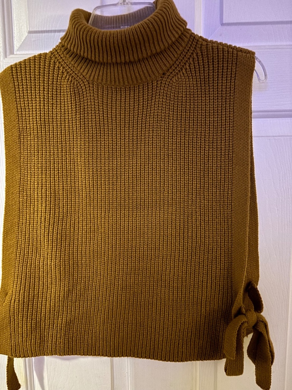 Rachel Zoe Rust Sleeveless Slotted Turtleneck w/Side Ties One Size